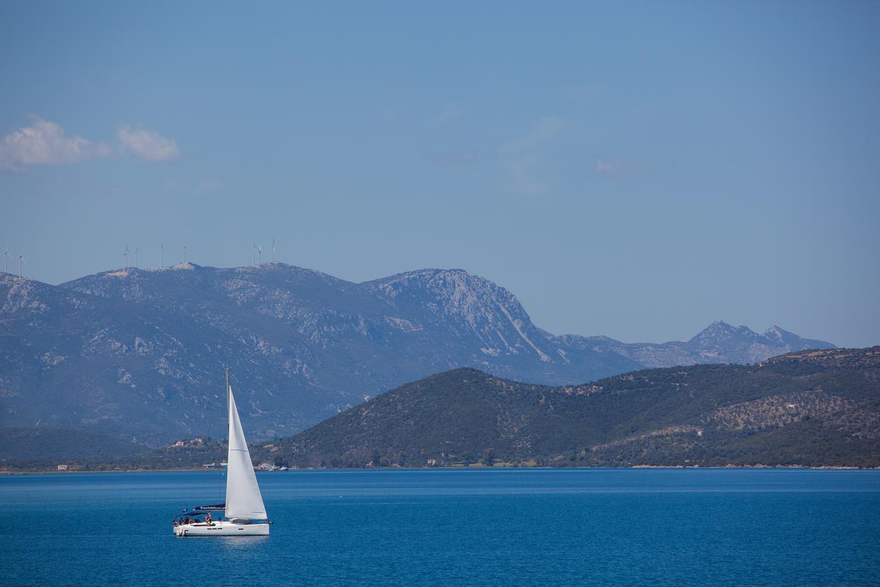 Hotel Saron Poros Town Buitenkant foto